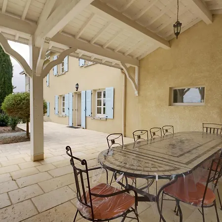 Maison Spacieuse Avec Piscine Chauffée, 4 à - Fr-1-496-48 Chalain-le-Comtal