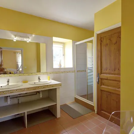 Casa de Campo Maison Spacieuse Avec Piscine Chauffée, 4 à - Fr-1-496-48 *